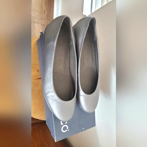 Ecco Touch Ballerina 2.0 Ballet Flats Shoe NIB size 39 US 8-8.5 - Picture 3 of 5